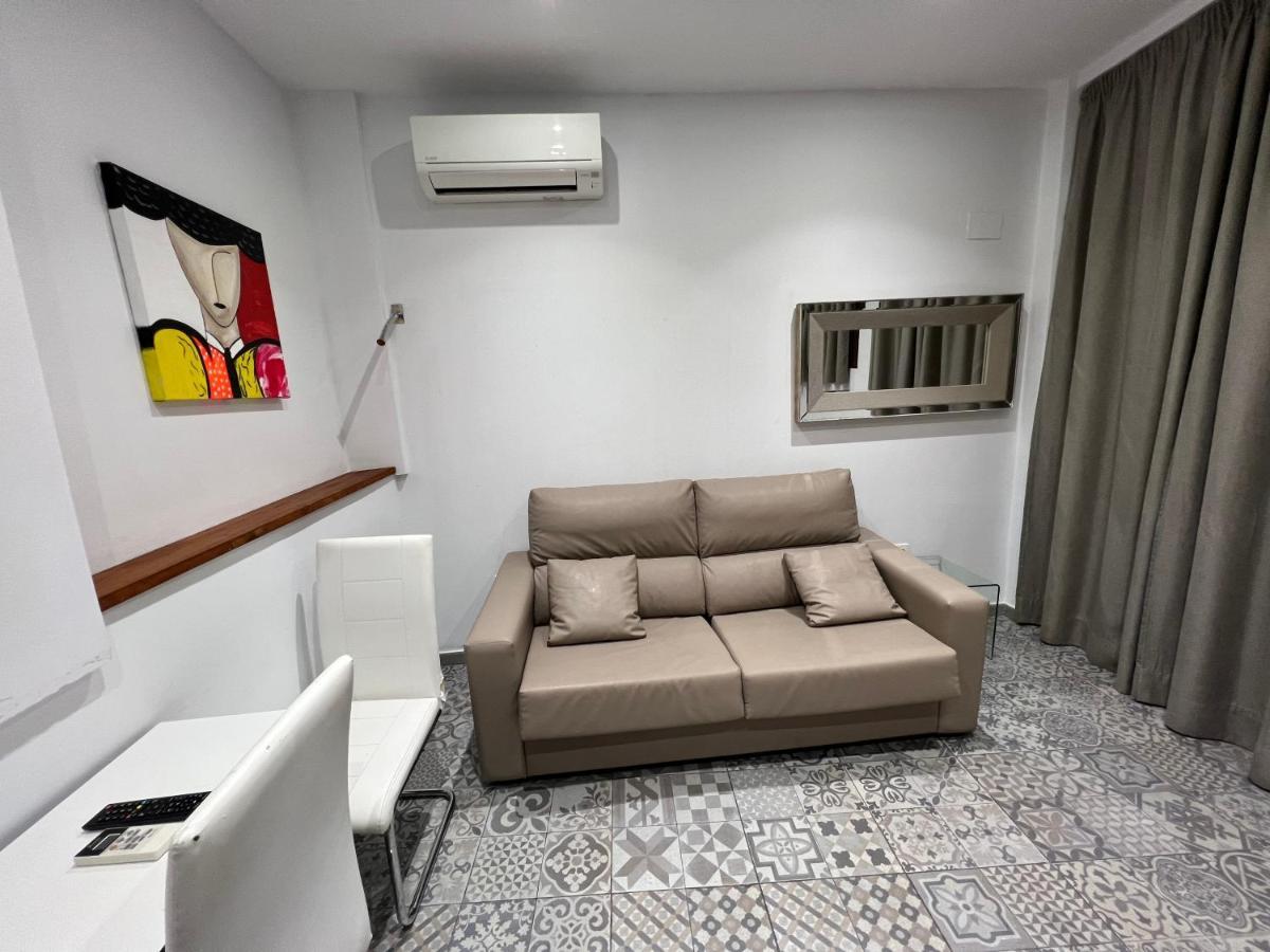 Apartamentos Royal Urban Granada Kültér fotó