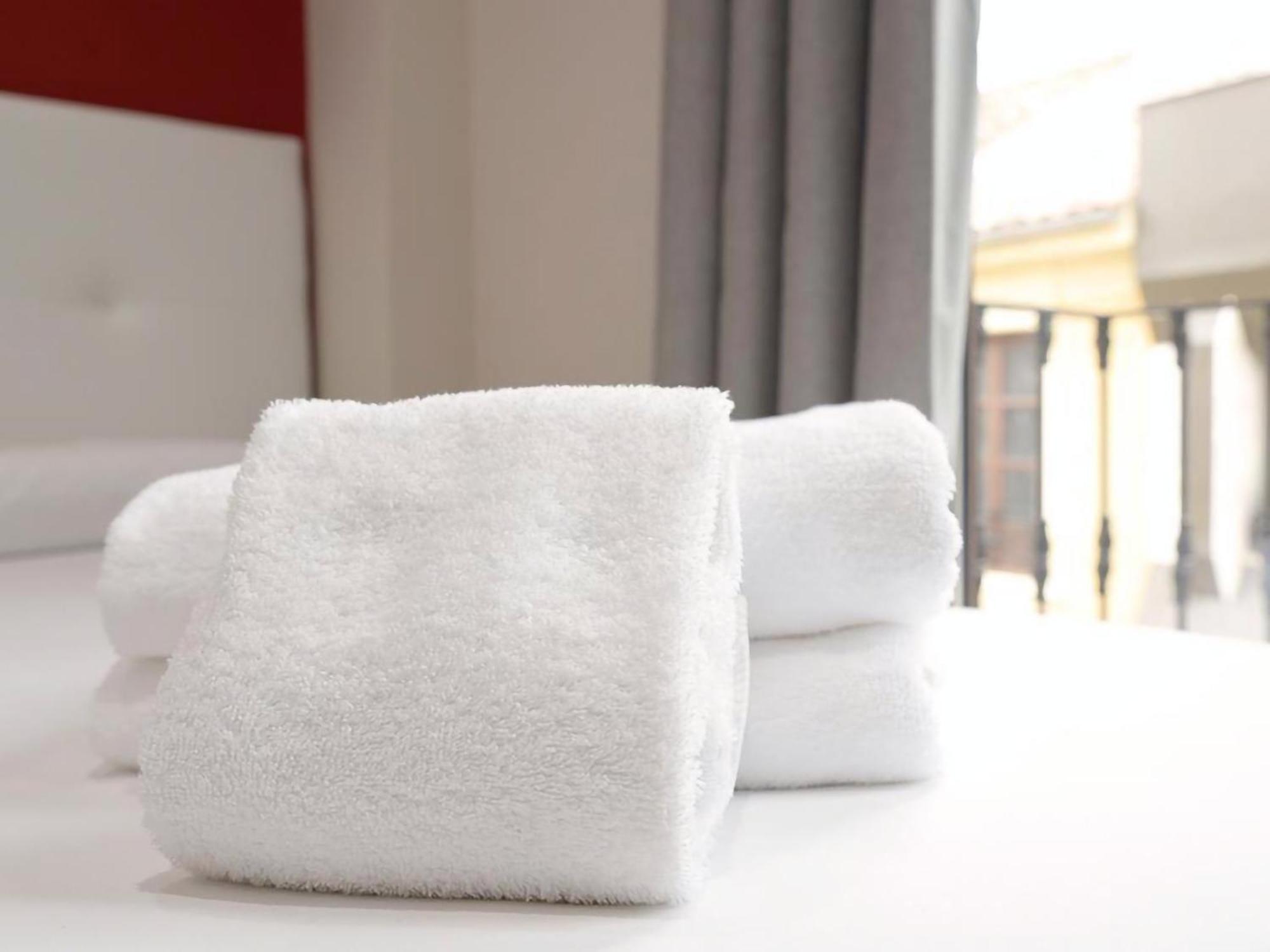 Apartamentos Royal Urban Granada Kültér fotó